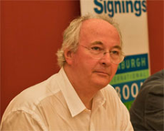 Philip Pullman speaks out in support of public libraries