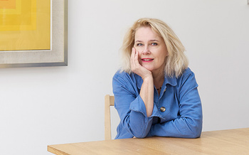 Laura Cumming: Seeing the Light; Remembering a Life 
