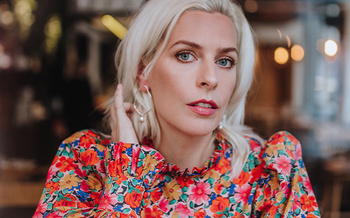 Sara Pascoe: Why Be Normal When You Can Be Funny?